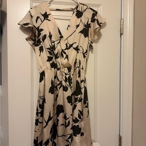 Liu Jo Black and White Midi Sundress with Flutter Sleeves
